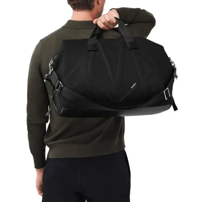 Bolsas de viaje de nylon ECONYL® con firma