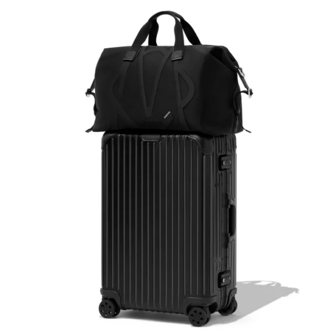 Bolsas de viaje de nylon ECONYL® con firma